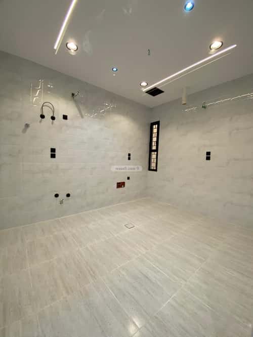 9 bedroom villa in Al Rashidiyyah 12