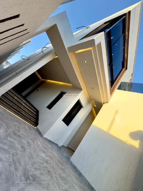 7 bedroom villa in Al Hajlah Al Jadid 1