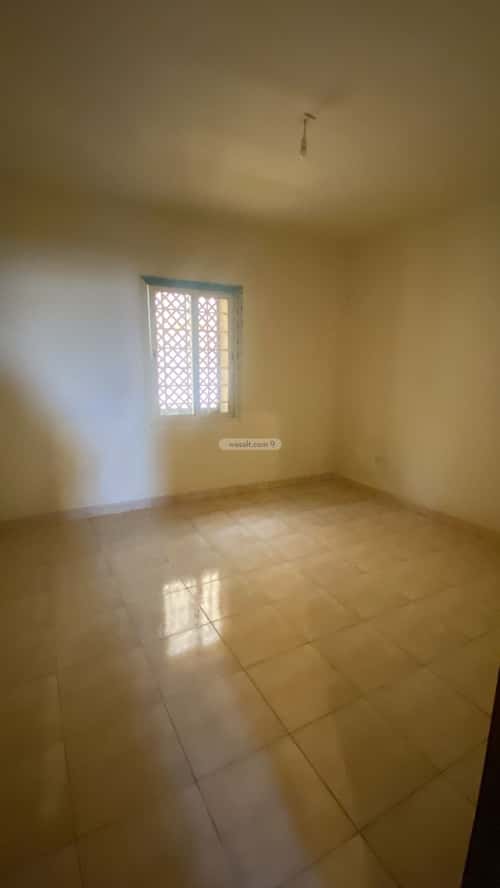 5 bedroom apartment in Umm Al Joud 8
