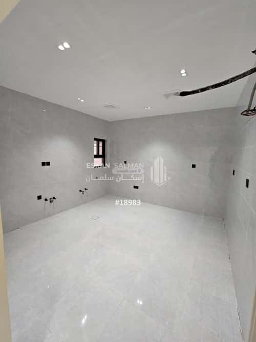 10 bedroom villa in Al Rashidiyyah 4