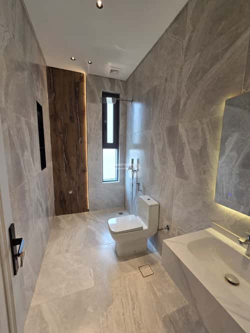 4 bedroom apartment in Batha Quraysh 1