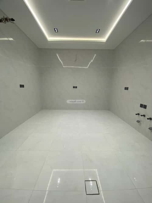 4 bedroom apartment in Al Sharayea 10
