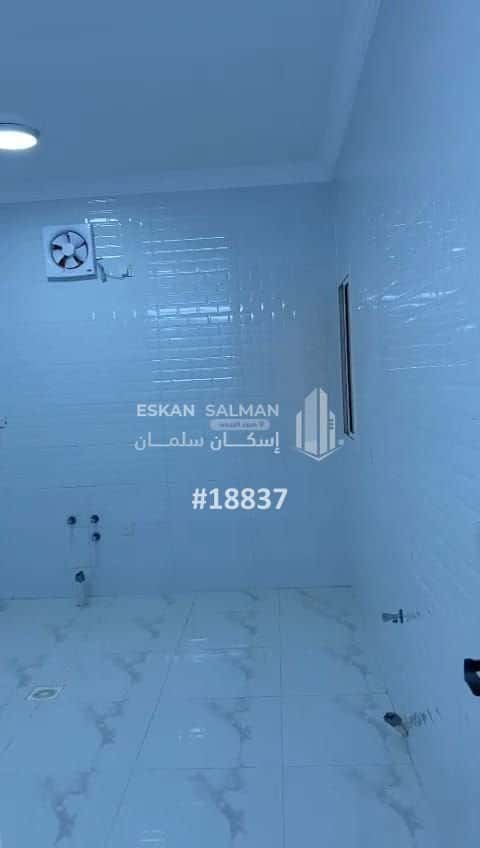 5 bedroom floor in Al Tarwiyah 9