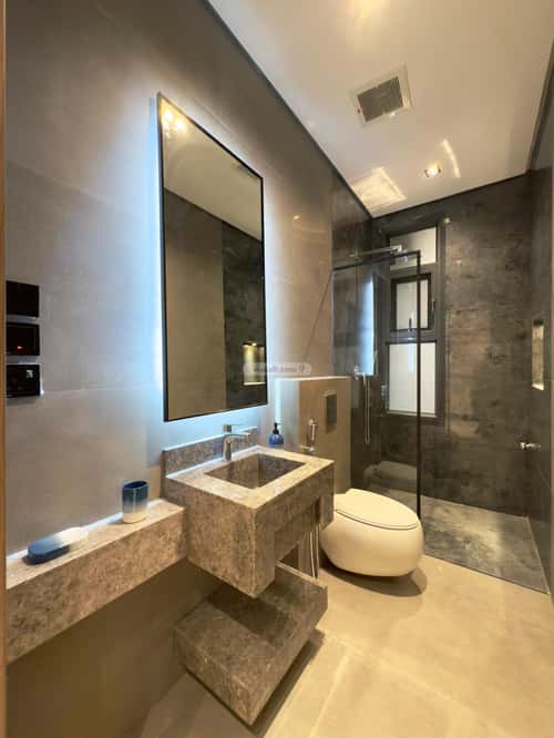 5 bedroom apartment in Al Shawqiyyah 4