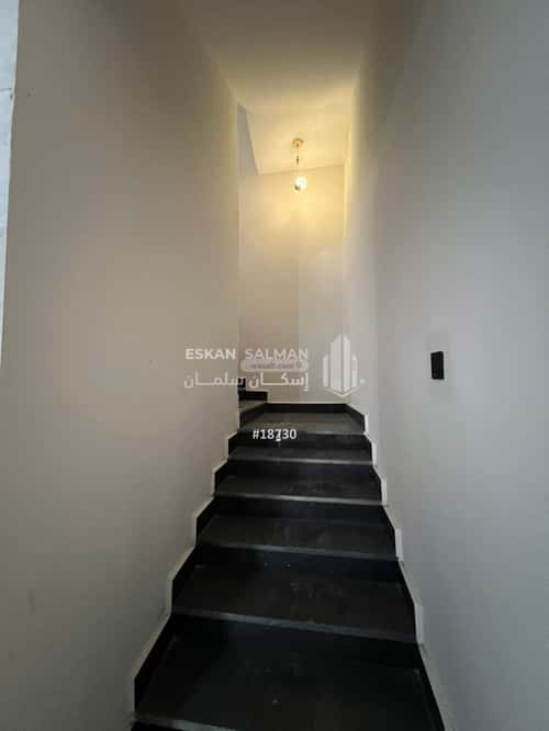 9 bedroom villa in Al Qashashiyah Al Jadid 2