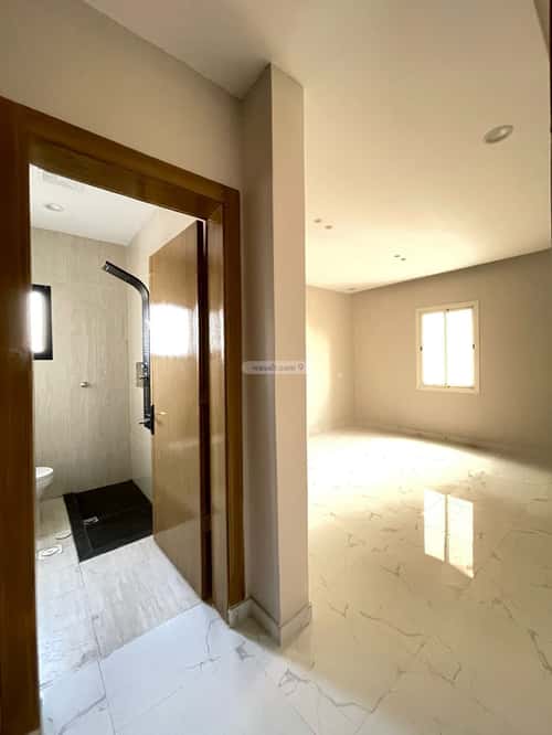 6 bedroom villa in Al Ukayshiyyah 2
