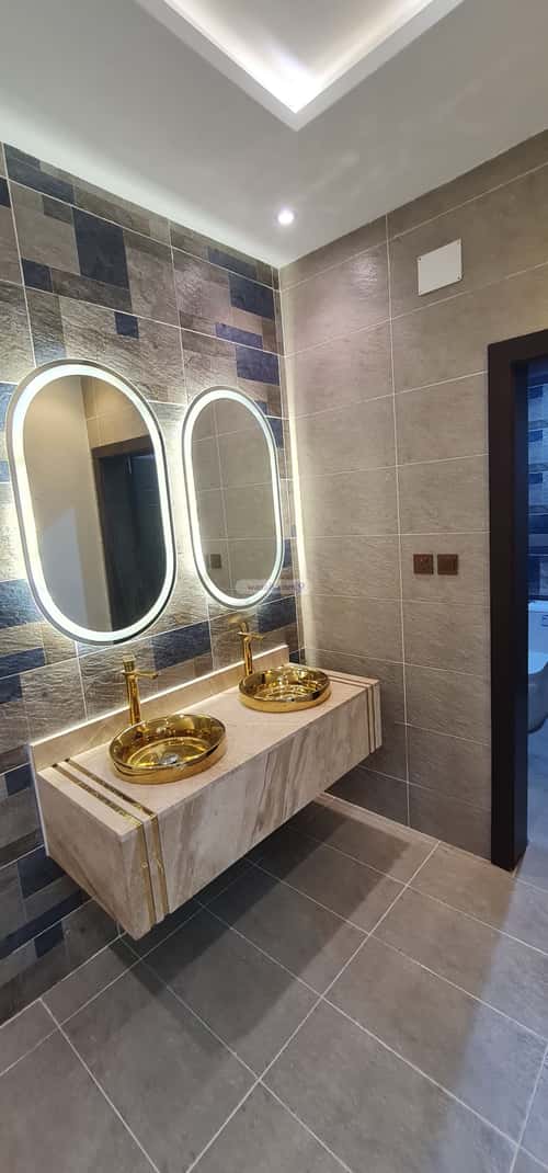 11 bedroom villa in Al Shamiyah Al Jadid 3