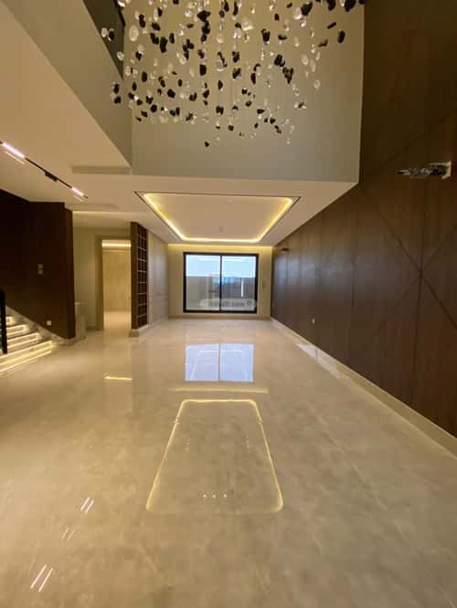 8 bedroom villa in Al Awali 1