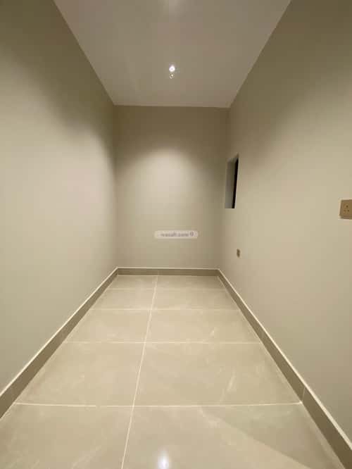 8 bedroom villa in Al Awali 10