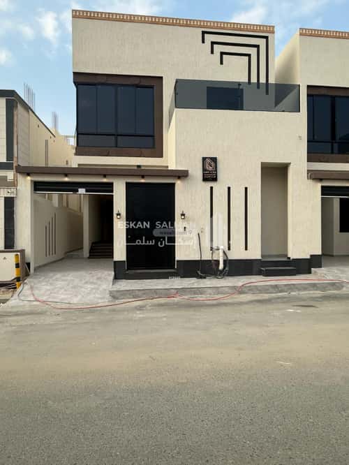 6 bedroom villa in Al Hajlah Al Jadid 3