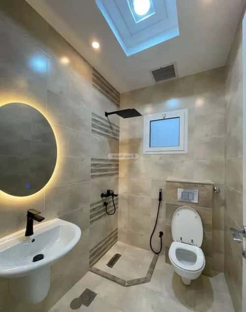 شقة 5 غرف في بطحاء قريش 4