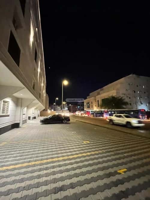 شقة 4 غرف في بطحاء قريش 3