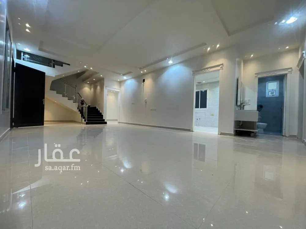 9 bedroom apartment in Tuwaiq 6