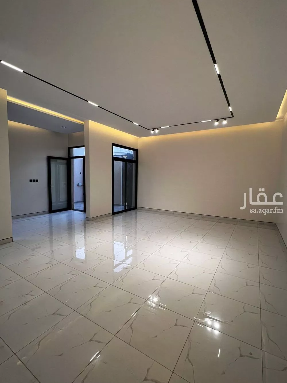 4 bedroom villa in Al Khaleej 2