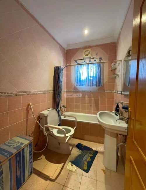 3 bedroom apartment in Batha Quraysh 3