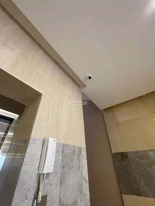 5 bedroom apartment in Batha Quraysh 1