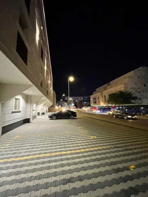 3 bedroom apartment in Batha Quraysh 9