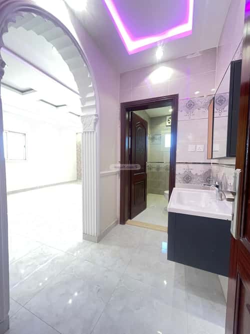 6 bedroom apartment in Al Shawqiyyah 4