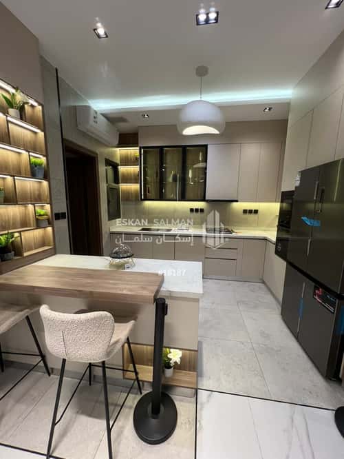 5 bedroom apartment in Al Shawqiyyah 5
