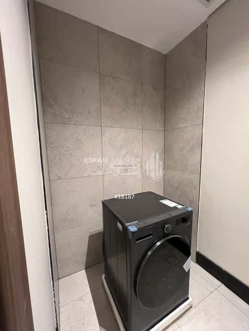 5 bedroom apartment in Al Shawqiyyah 5