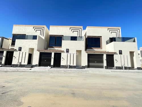 6 bedroom villa in Al Hajlah Al Jadid 3