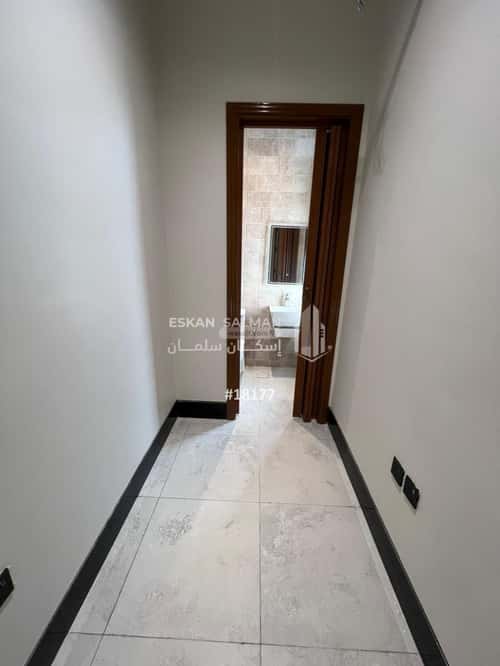 5 bedroom apartment in Al Shawqiyyah 3