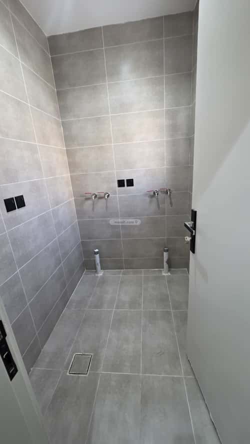 8 bedroom villa in Al Shamiyah Al Jadid 2