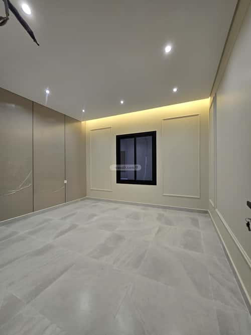 6 bedroom apartment in Al Sharayea 15