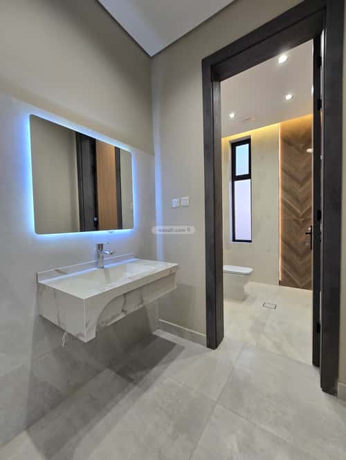 6 bedroom apartment in Al Sharayea 8