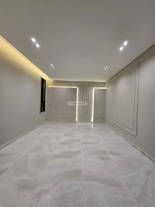 6 bedroom apartment in Al Sharayea 5