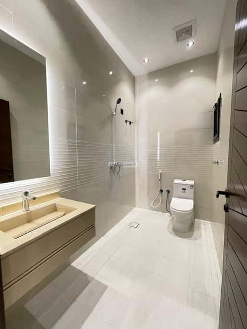 7 bedroom villa in Al Ukayshiyyah 8