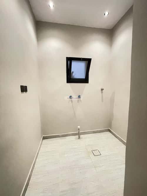 7 bedroom villa in Al Ukayshiyyah 7