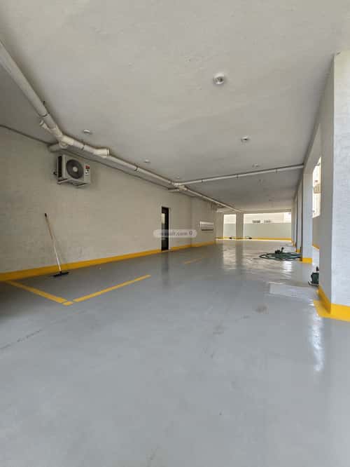 5 bedroom apartment in Al Sharayea 1