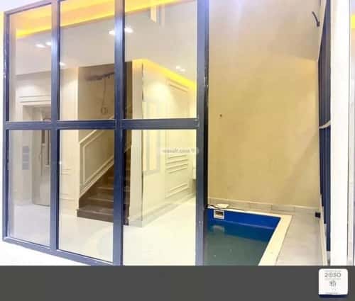 8 bedroom villa in King Fahd 2