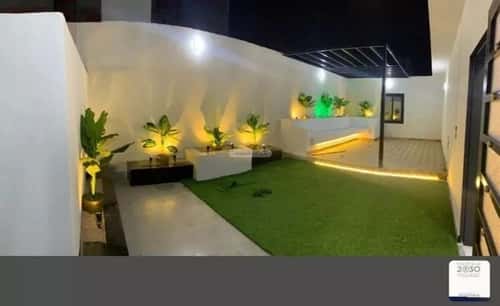 8 bedroom villa in King Fahd 3