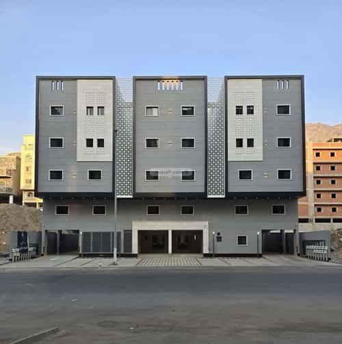 5 bedroom apartment in Batha Quraysh 10