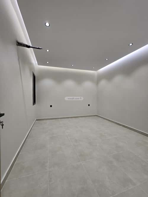 5 bedroom apartment in Al Sharayea 3