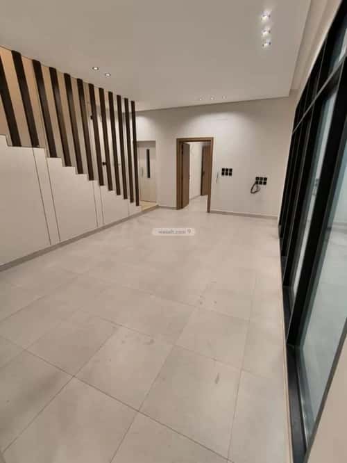 6 bedroom villa in Al Qashashiyah Al Jadid 3