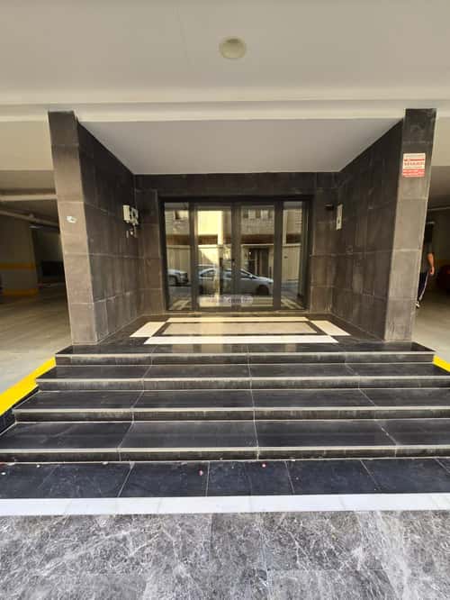 5 bedroom apartment in Al Sanabel 9