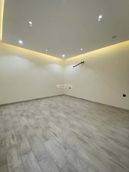 6 bedroom apartment in Al Sharayea 18
