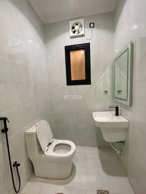 6 bedroom apartment in Al Sharayea 19