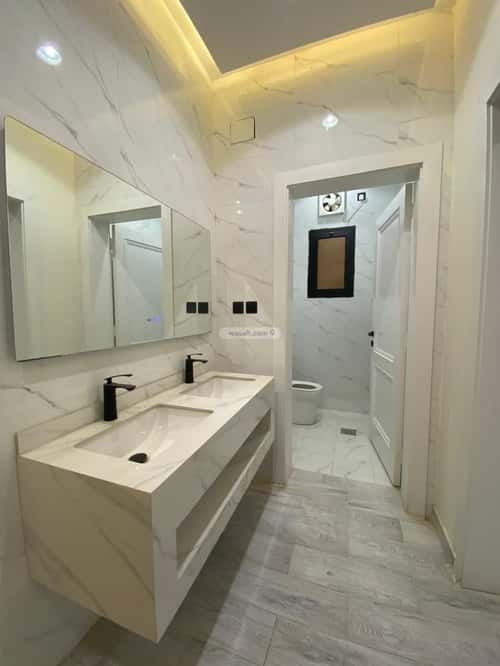 6 bedroom apartment in Al Sharayea 10