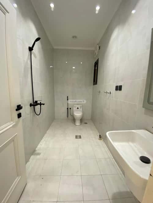 6 bedroom apartment in Al Sharayea 14