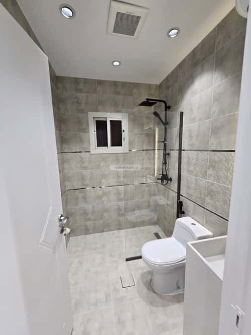 5 bedroom apartment in Batha Quraysh 16