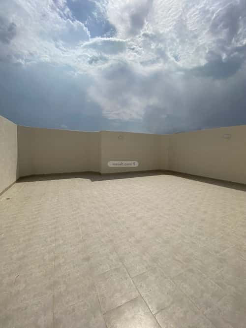 5 bedroom apartment in Wadi Jaleel 8