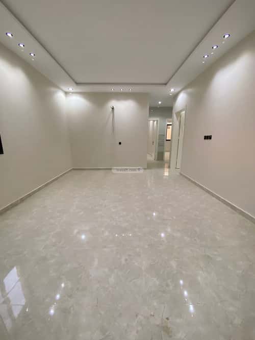 8 bedroom villa in Al Shamiyah Al Jadid 11