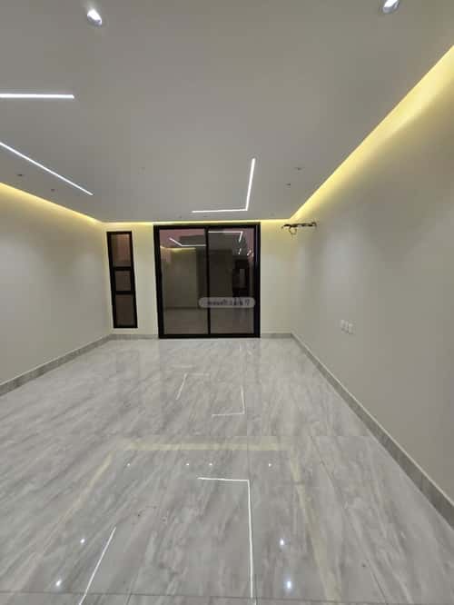 9 bedroom villa in Al Shamiyah Al Jadid 3
