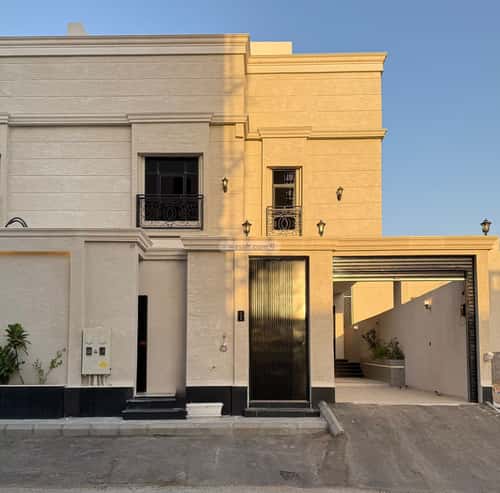 9 bedroom villa in Al Falq Al Jadid 3