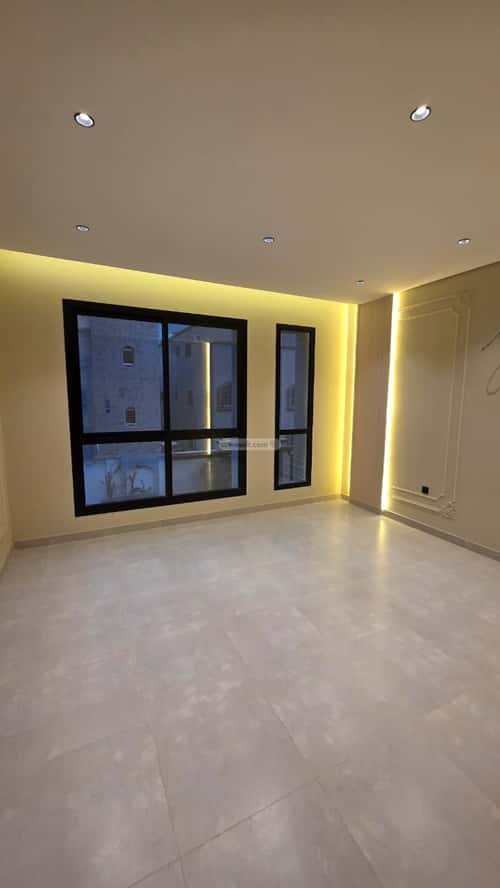 6 bedroom apartment in Al Sharayea 12