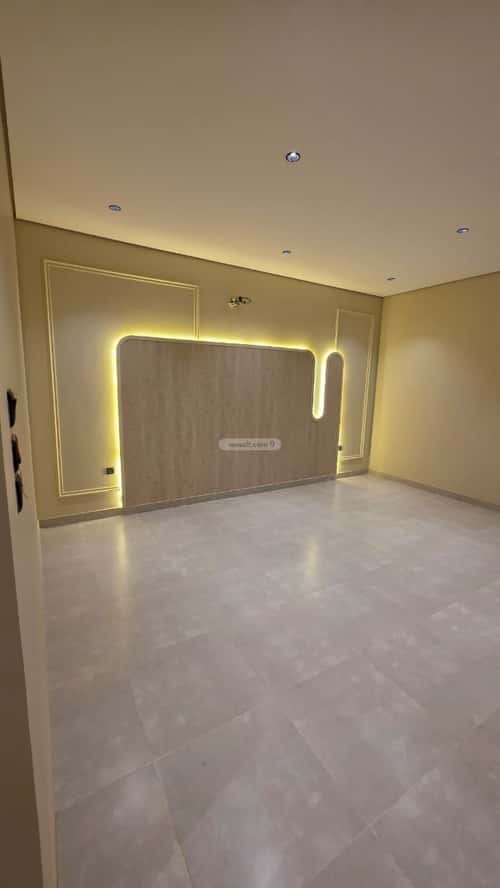 6 bedroom apartment in Al Sharayea 4